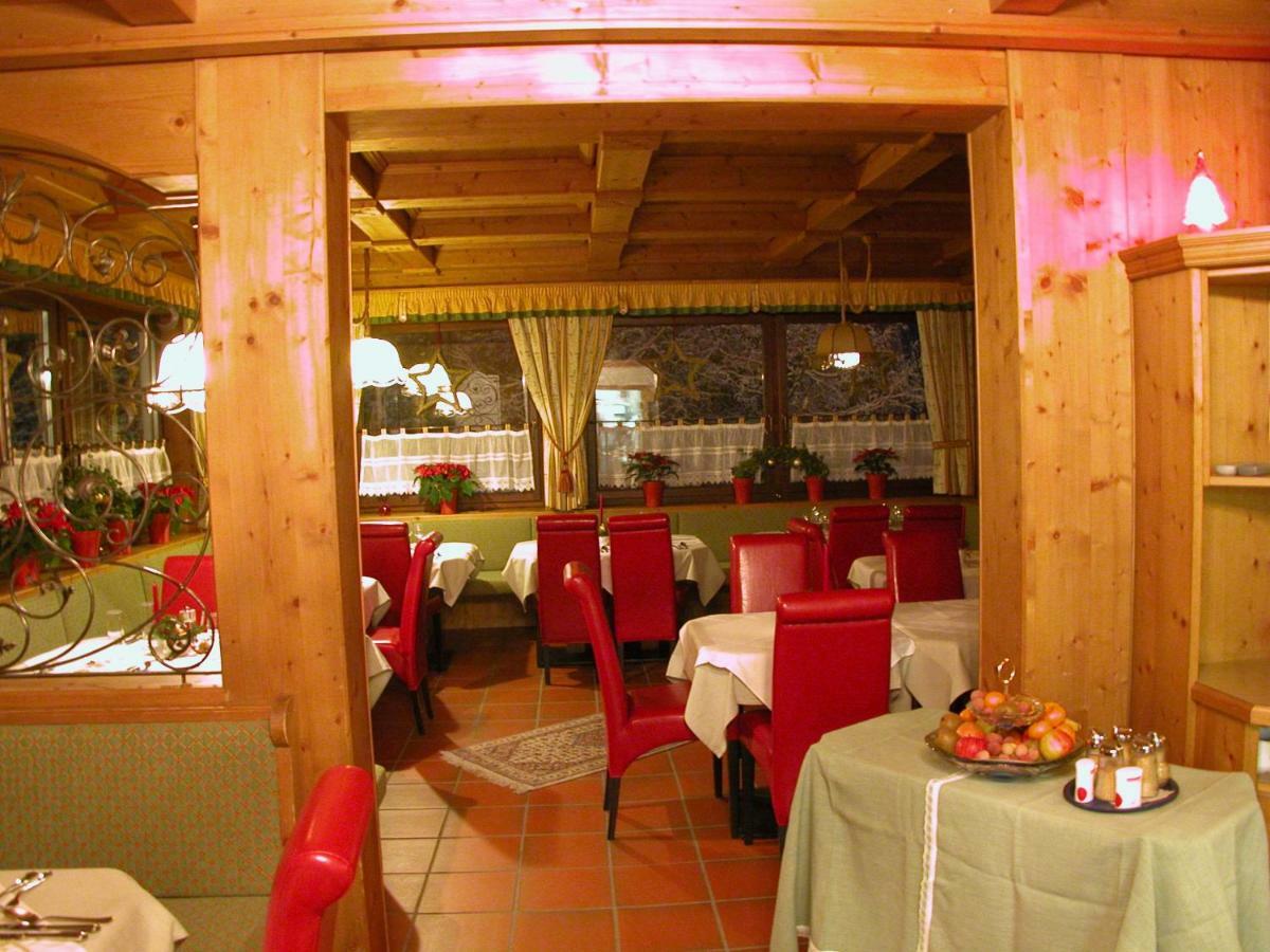 Hotel Pension Weiratherhof Wenns Bagian luar foto