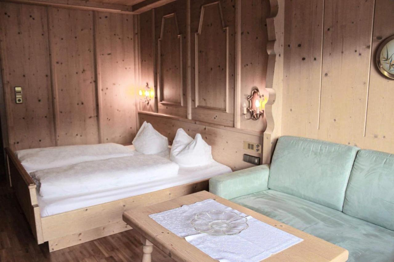 Hotel Pension Weiratherhof Wenns Bagian luar foto